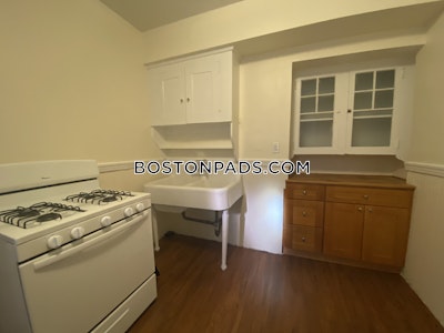 Cambridge 2 Beds 1 Bath  Central Square/cambridgeport - $2,600 50% Fee