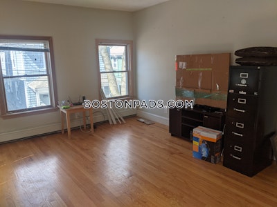 Brighton 3 Beds 2 Baths Boston - $3,500