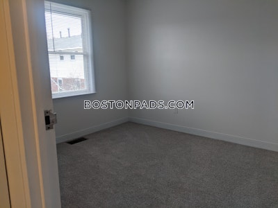 Roslindale 3 Beds No Bath Boston - $2,962