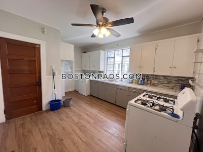 Somerville 6 Beds 2 Baths  Tufts - $5,400 50% Fee