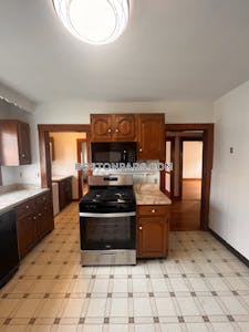 Dorchester Spacious 4 bed 2 bath available NOW on Gallivan Blvd in Dorchester!  Boston - $4,300