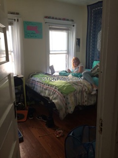 Medford 4 Beds 1 Bath  Tufts - $4,400