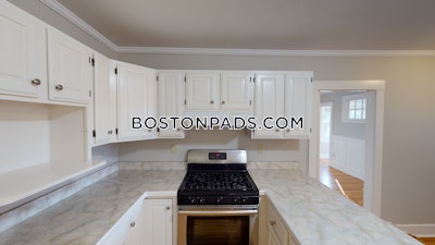 Brighton 5 Beds 2.5 Baths Boston - $4,800