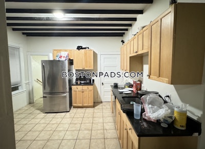 Mission Hill 4 Beds 2 Baths Boston - $6,400