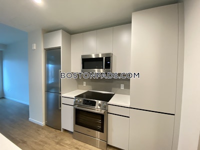 Seaport/waterfront Beautiful 1 bed 1 bath available NOW on Seaport Blvd in Boston!  Boston - $4,692