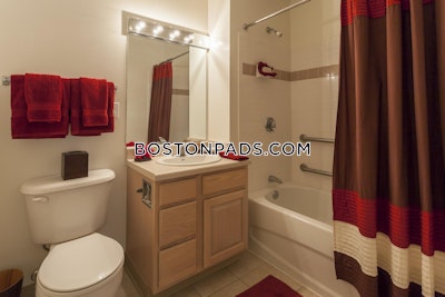 Stoughton Very nice 1 Bed 1 Bath  - $2,299