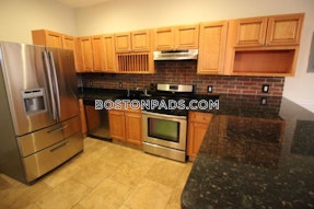 Fort Hill 3 Beds 1.5 Baths Boston - $4,650