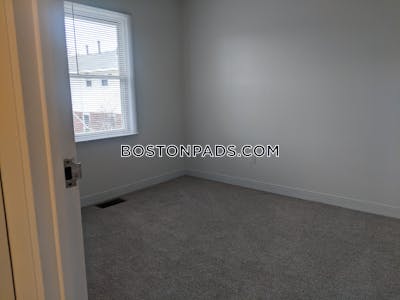 Roslindale Apartment for rent 3 Bedrooms 1 Bath Boston - $3,372
