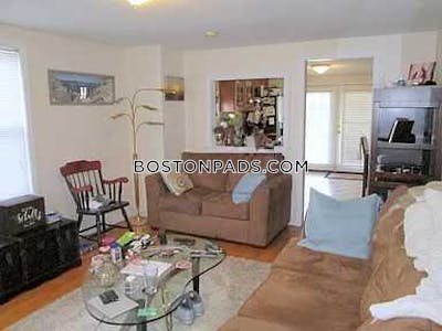 Somerville 2 Beds 1 Bath  Davis Square - $3,250 50% Fee