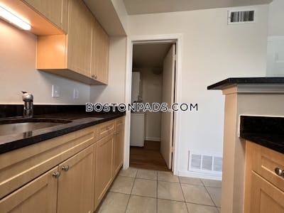 Quincy 1 Bed 1 Bath  South Quincy - $2,270