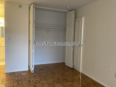 Brookline Apartment for rent 2 Bedrooms 1.5 Baths  Boston University - $3,900