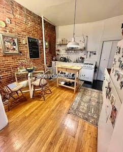 South End 2 Beds 1 Bath Boston - $3,200