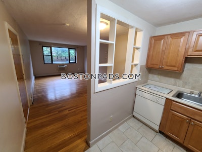 Newton Apartment for rent 2 Bedrooms 1 Bath  Auburndale - $2,800