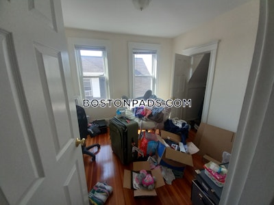 Somerville 5.5 Beds 2 Baths Tufts  Tufts - $7,000