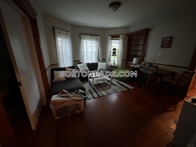 Somerville 4 Beds 2 Baths  Tufts - $6,500