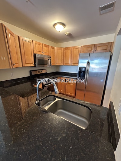 Melrose Apartment for rent 1 Bedroom 1.5 Baths - $2,345