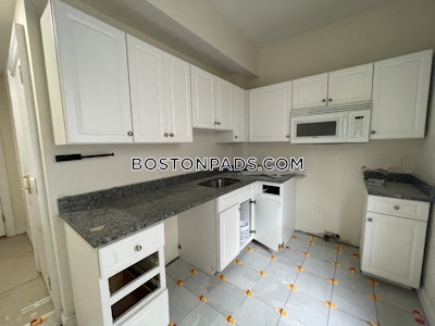 Allston Apartment for rent 2 Bedrooms 2 Baths Boston - $3,300