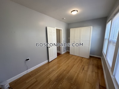 Roslindale 3 Beds 1 Bath Boston - $3,300